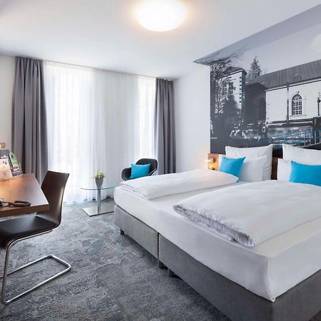 Best Western Hotel Am Europaplatz Königsbrunn Exterior foto