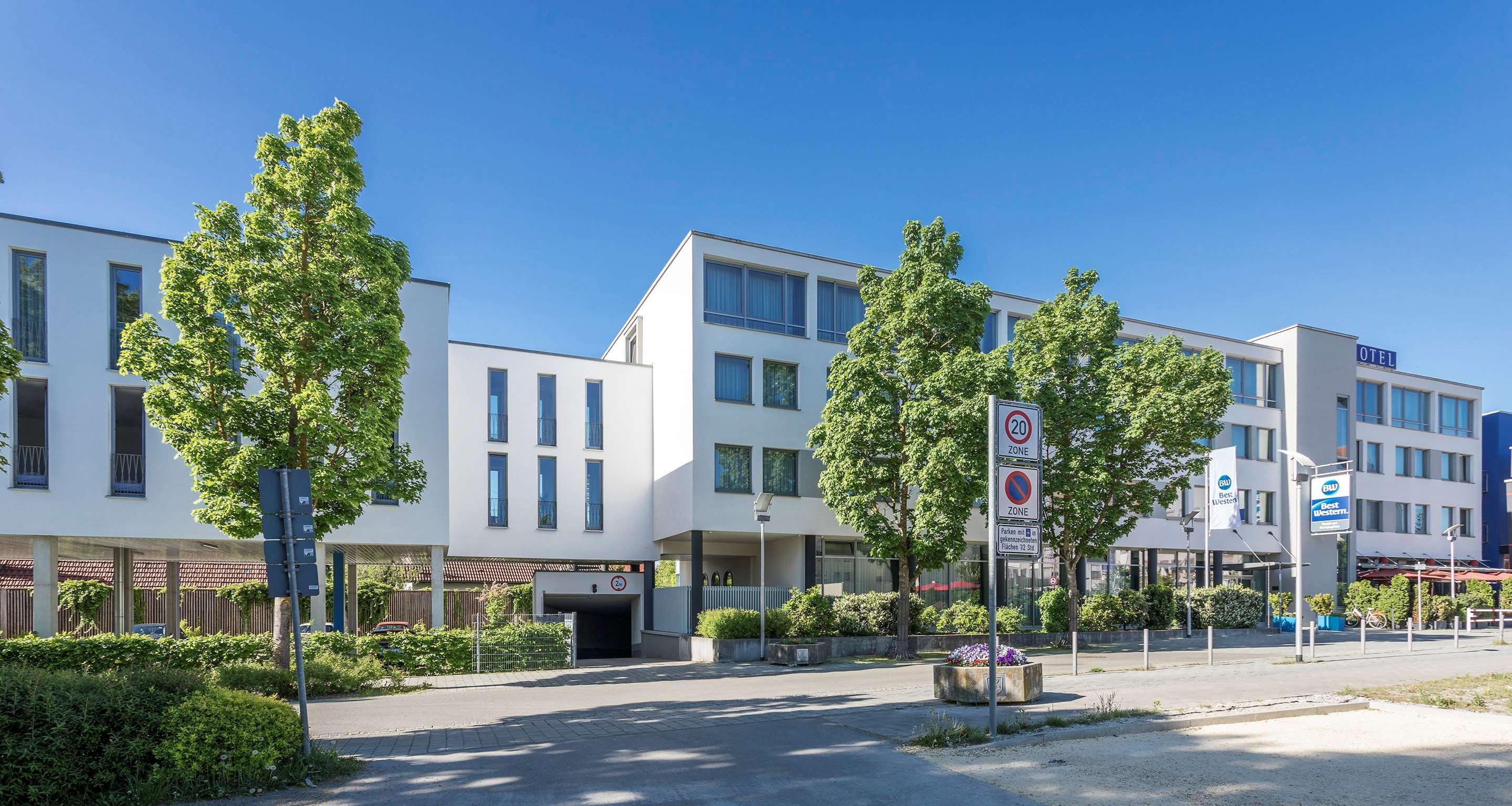 Best Western Hotel Am Europaplatz Königsbrunn Exterior foto